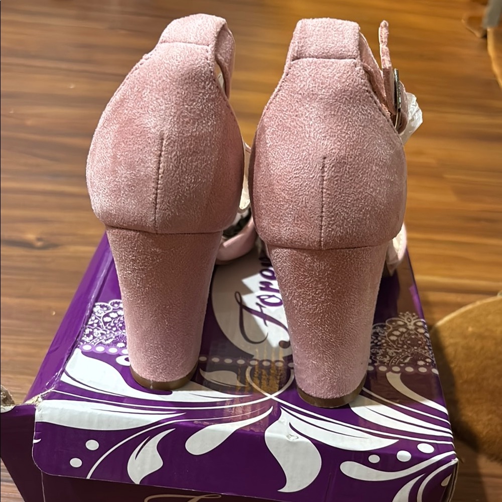 Pink Block Heel - Picture 3 of 4